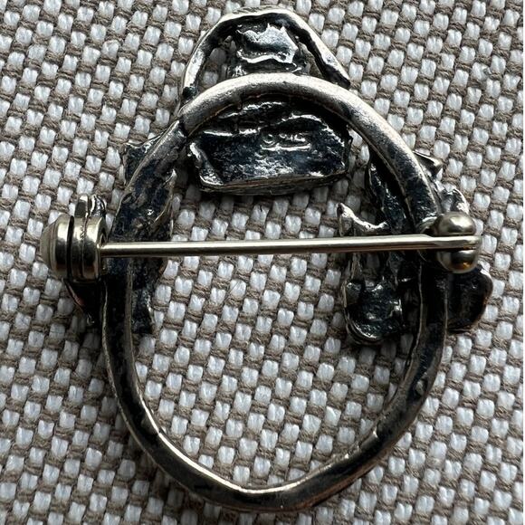 Sterling Silver Cat Pin Brooch Marked 925 Vintage Circular Wreath Kittens - Picture 2 of 9